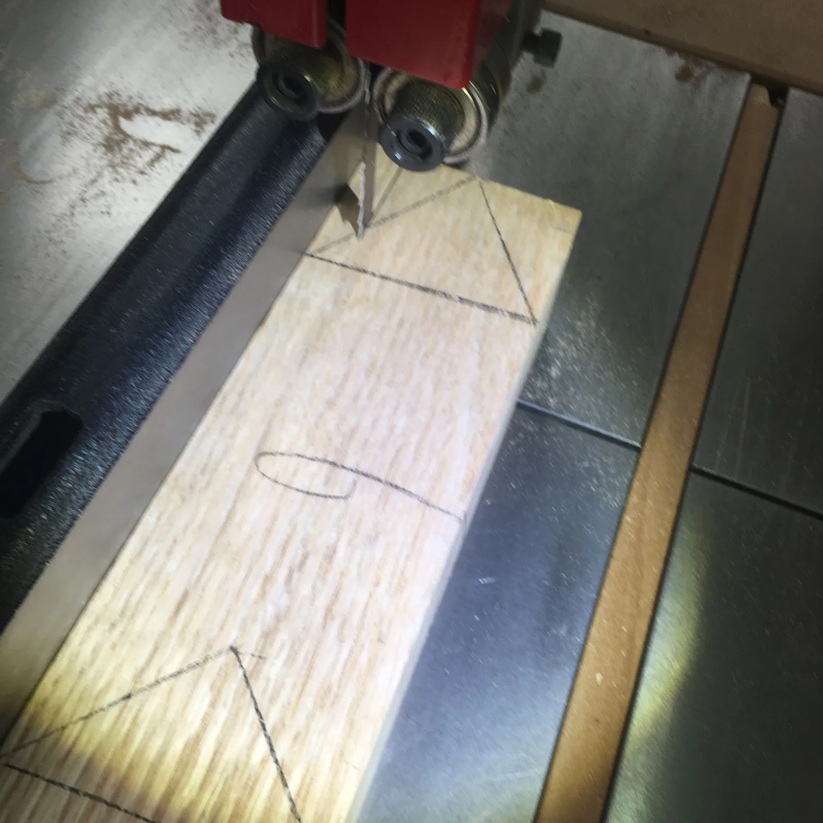 Cutting the bed and throat on the bandsaw