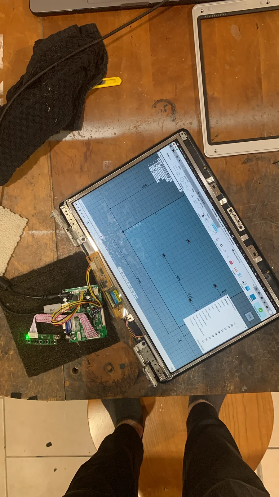 First test of the LCD with its new controller board