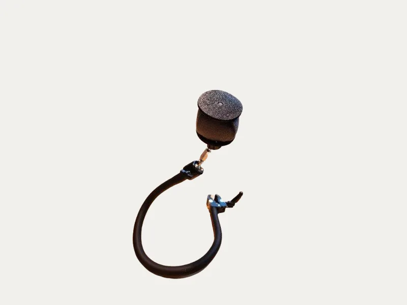 The full mount: rubber-lined clamp, gooseneck, two ball joints and the foam pad